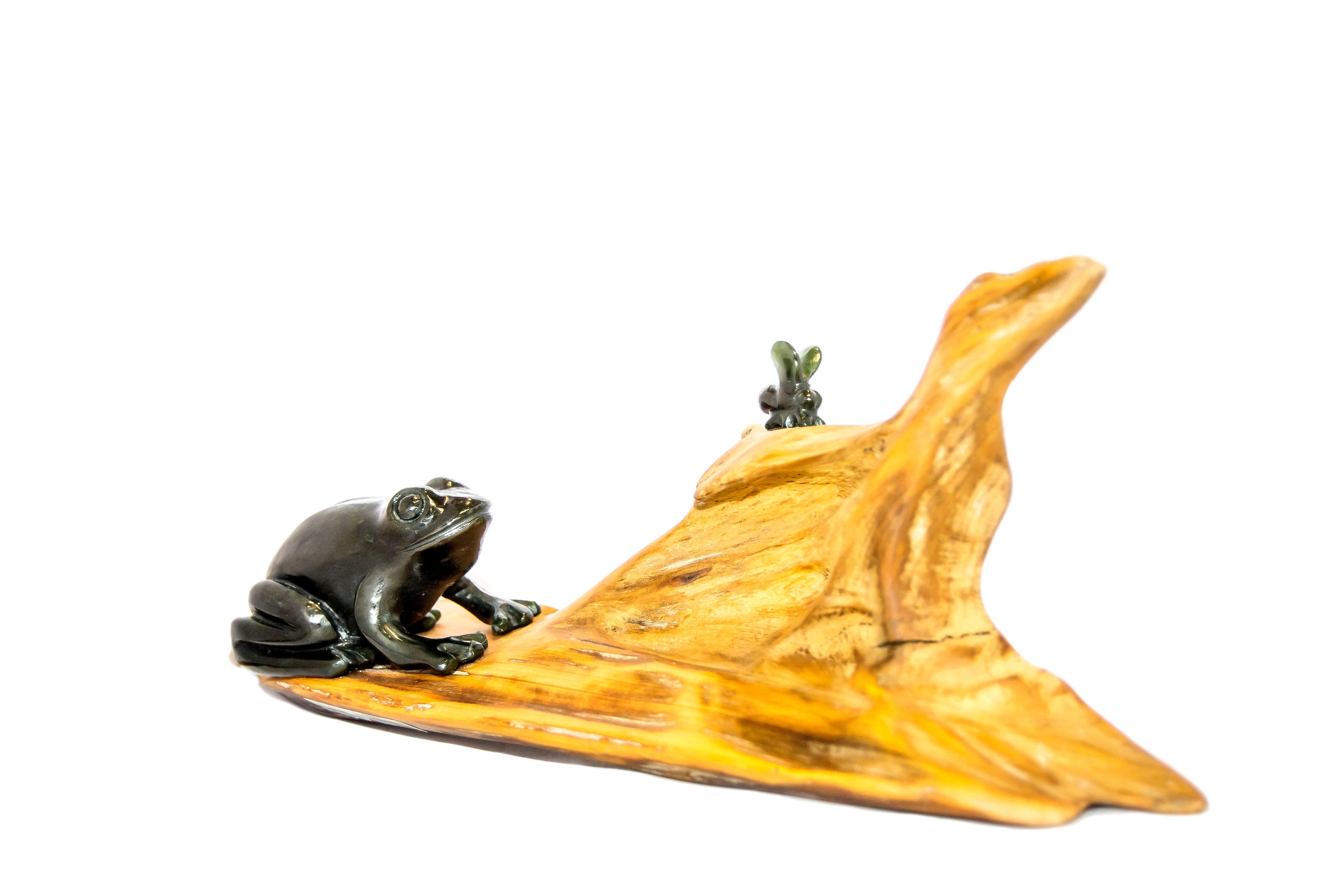 Frog Sculpture